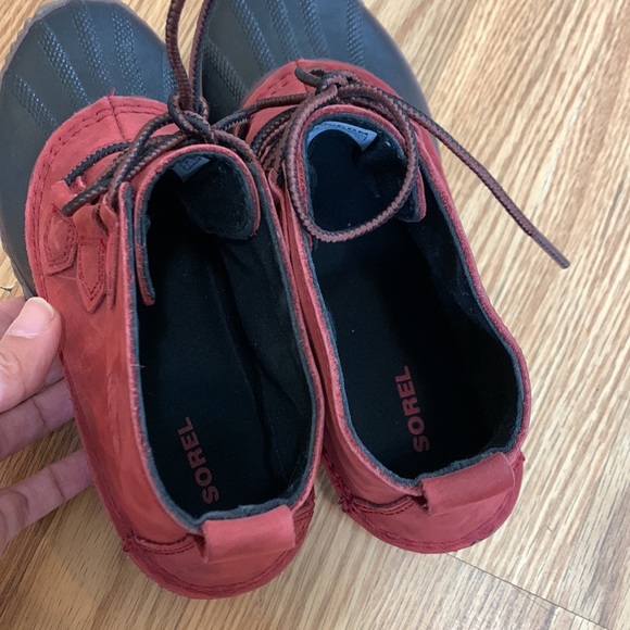 Sorel Red and Black Winter Boots - Picture 11 of 16